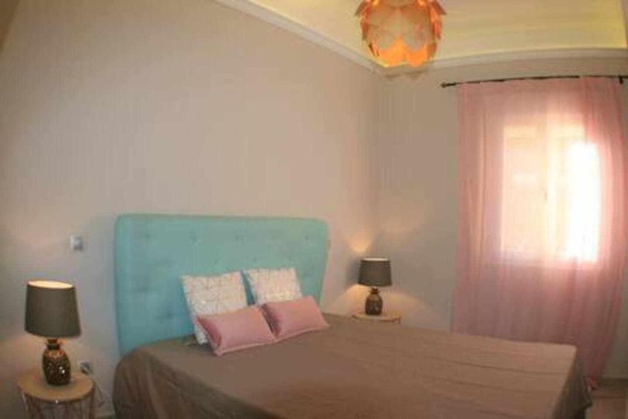 Apartamento con terraza céntrico moderno Nuevo Madrid Extérieur photo