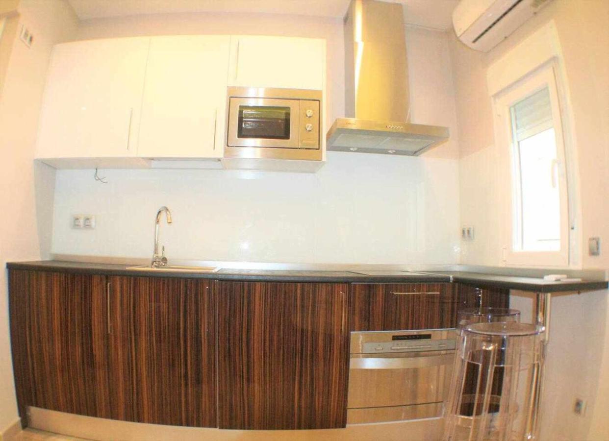 Apartamento con terraza céntrico moderno Nuevo Madrid Extérieur photo