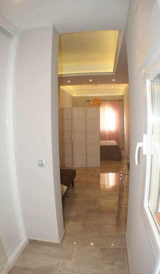 Apartamento con terraza céntrico moderno Nuevo Madrid Extérieur photo