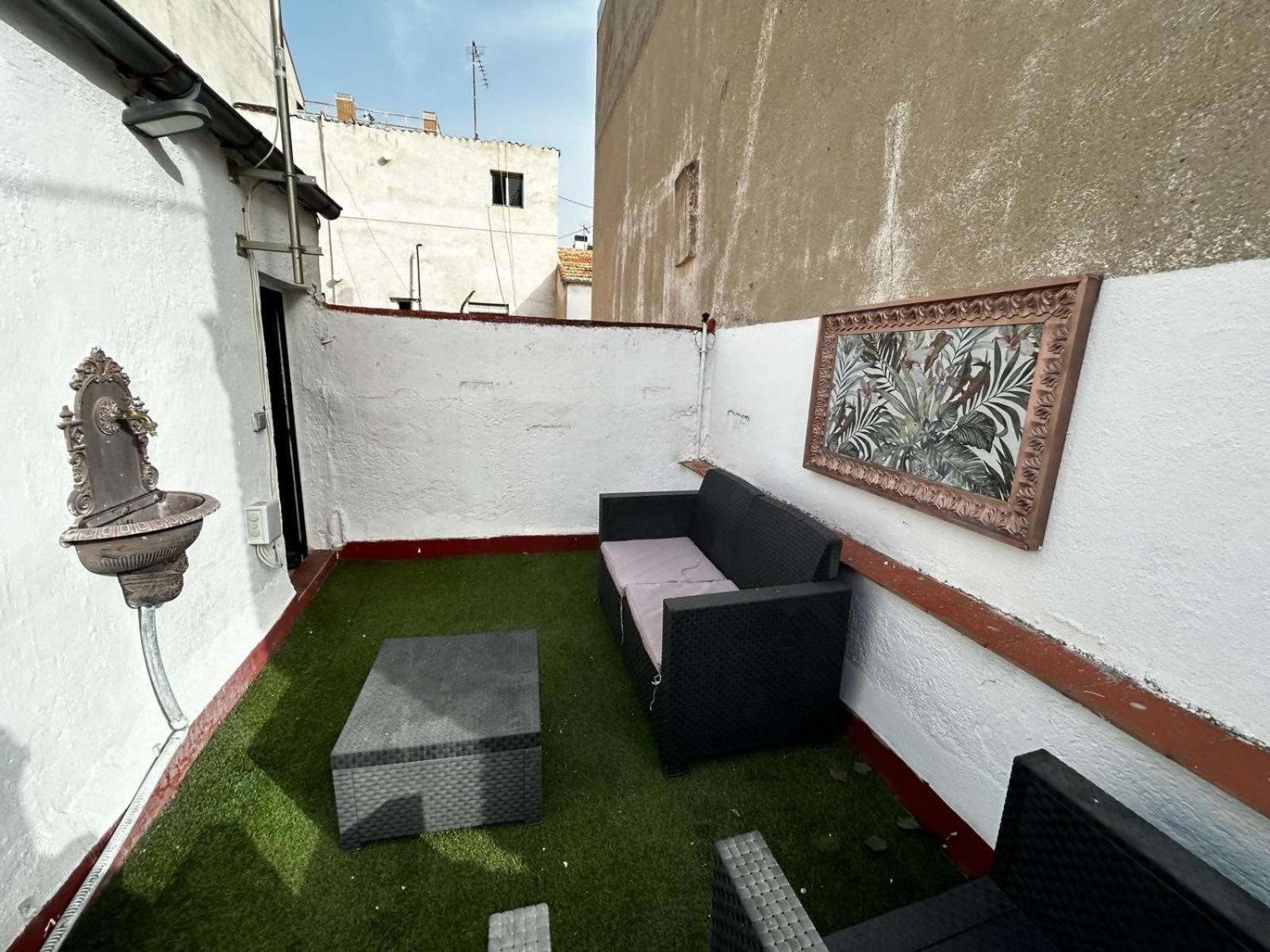 Apartamento con terraza céntrico moderno Nuevo Madrid Extérieur photo